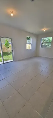 1010 SE 26th Terrace Homestead FL 33035