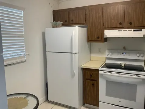 9311 Orange Grove Drive Davie FL 33324