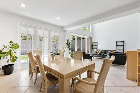6720 SW 88th Terrace Pinecrest FL 33156
