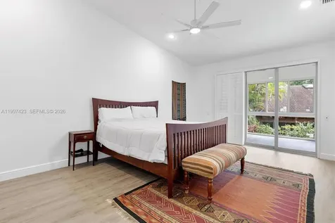 6720 SW 88th Terrace Pinecrest FL 33156