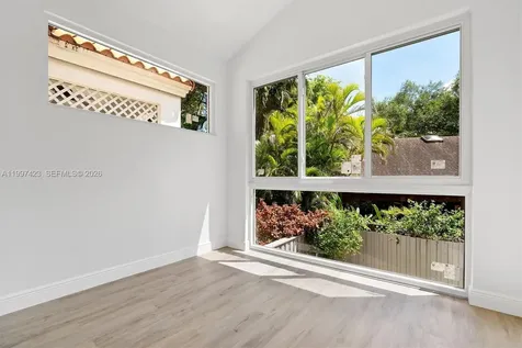 6720 SW 88th Terrace Pinecrest FL 33156