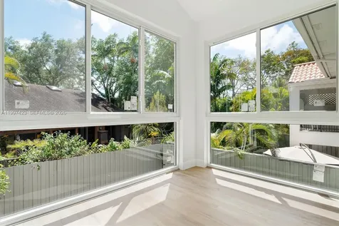 6720 SW 88th Terrace Pinecrest FL 33156