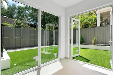 6720 SW 88th Terrace Pinecrest FL 33156