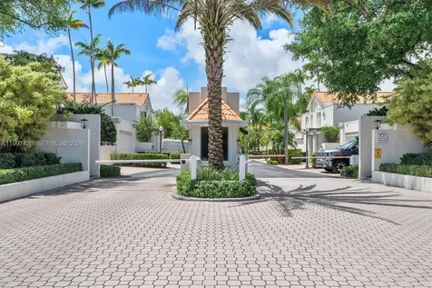 6720 SW 88th Terrace Pinecrest FL 33156