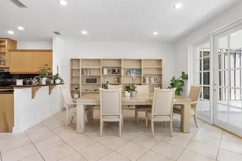6720 SW 88th Terrace Pinecrest FL 33156