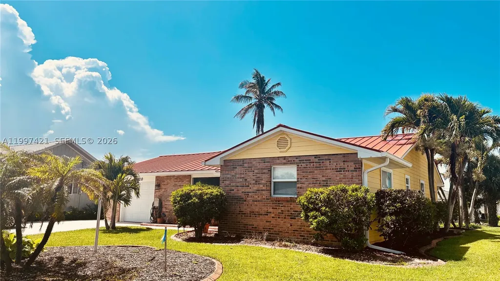 1920 Eucalyptus Avenue Hutchinson Island FL 34949