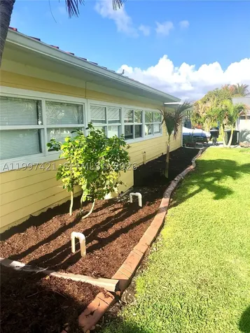 1920 Eucalyptus Avenue Hutchinson Island FL 34949