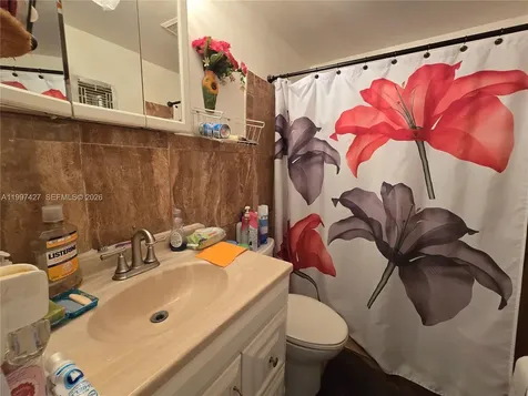 820 SW 11th Avenue Hallandale Beach FL 33009