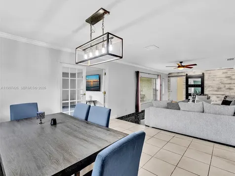 1900 NW 95th Avenue Pembroke Pines FL 33024