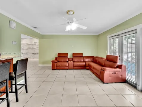 1900 NW 95th Avenue Pembroke Pines FL 33024