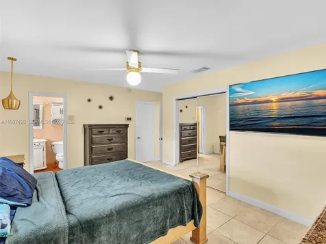 1900 NW 95th Avenue Pembroke Pines FL 33024