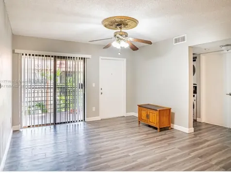 6545 W 27th Court Hialeah FL 33016