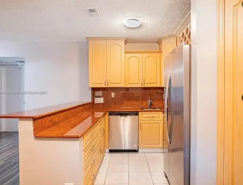 6545 W 27th Court Hialeah FL 33016