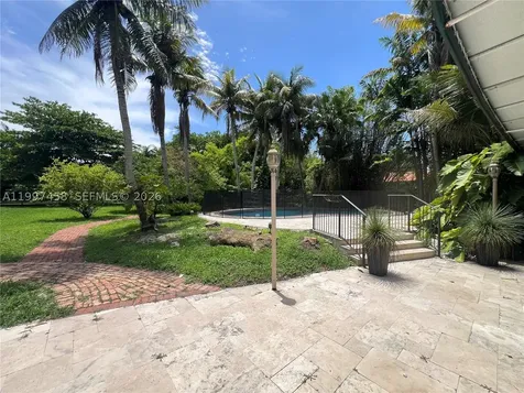 7405 SW 79th Court Miami FL 33143