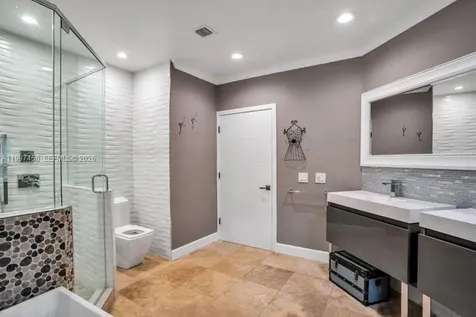 7405 SW 79th Court Miami FL 33143