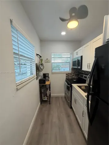 2160 SW 17th Street Miami FL 33145
