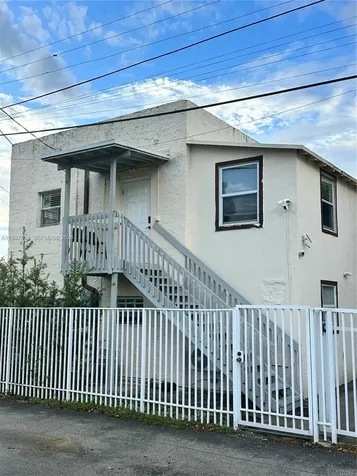 2160 SW 17th Street Miami FL 33145