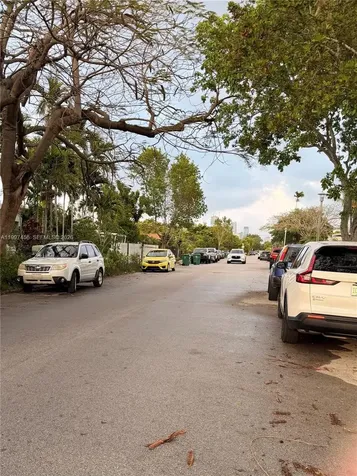2160 SW 17th Street Miami FL 33145