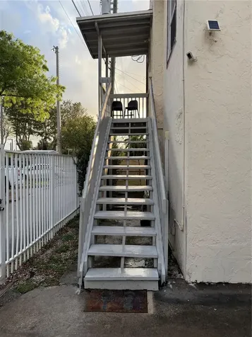 2160 SW 17th Street Miami FL 33145