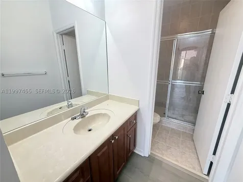 962 SW 143rd Avenue Pembroke Pines FL 33027