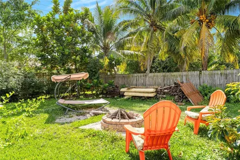 1601 N 16th Court Hollywood FL 33020