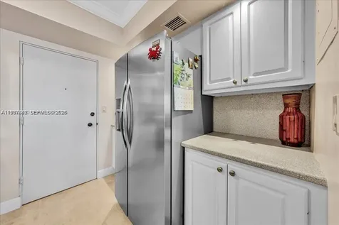 3111 N Ocean Drive Hollywood FL 33019