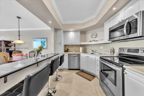 3111 N Ocean Drive Hollywood FL 33019