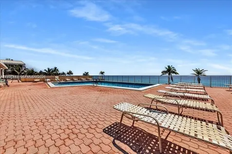 3111 N Ocean Drive Hollywood FL 33019