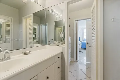 100 Lincoln Road Miami Beach FL 33139