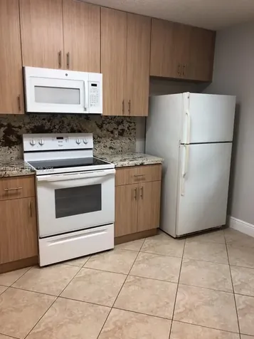 Pembroke Pines FL 33029