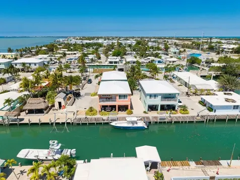 11284 3rd Avenue Ocean Marathon FL 33050