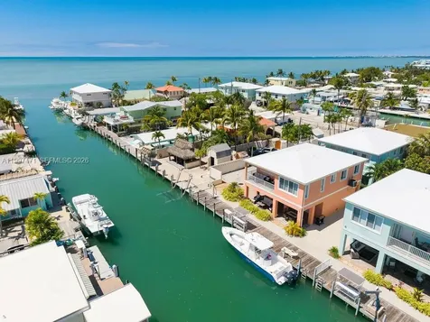 11284 3rd Avenue Ocean Marathon FL 33050