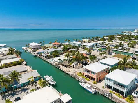 11284 3rd Avenue Ocean Marathon FL 33050