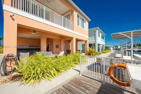 11284 3rd Avenue Ocean Marathon FL 33050