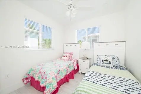 11284 3rd Avenue Ocean Marathon FL 33050