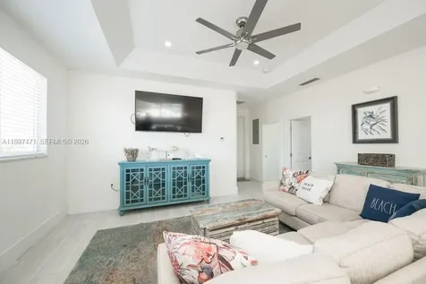 11284 3rd Avenue Ocean Marathon FL 33050