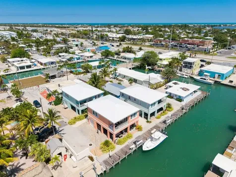 11284 3rd Avenue Ocean Marathon FL 33050