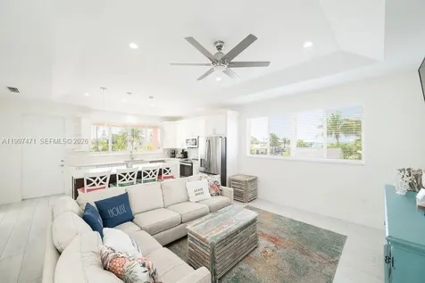 11284 3rd Avenue Ocean Marathon FL 33050