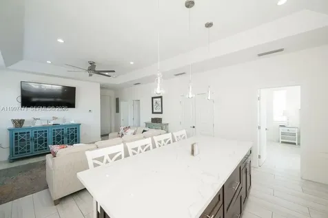11284 3rd Avenue Ocean Marathon FL 33050