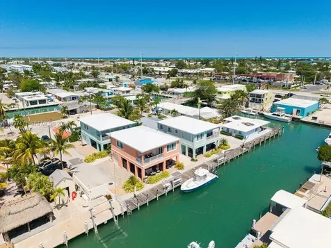 11284 3rd Avenue Ocean Marathon FL 33050