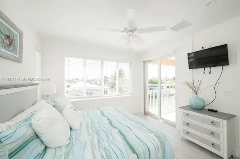 11284 3rd Avenue Ocean Marathon FL 33050