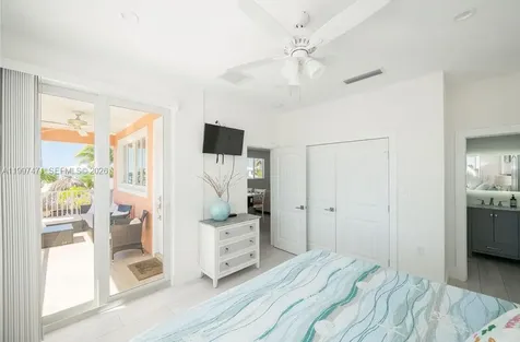 11284 3rd Avenue Ocean Marathon FL 33050