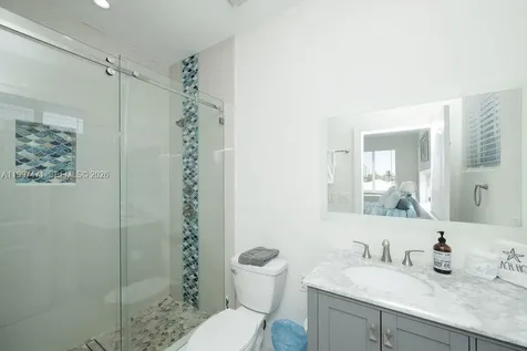 11284 3rd Avenue Ocean Marathon FL 33050