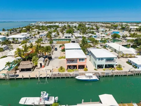 11284 3rd Avenue Ocean Marathon FL 33050