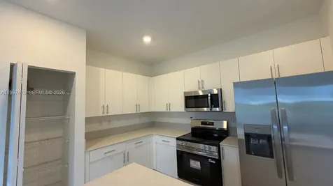 1077 SE 2nd Terrace Florida City FL 33034