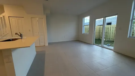 1077 SE 2nd Terrace Florida City FL 33034