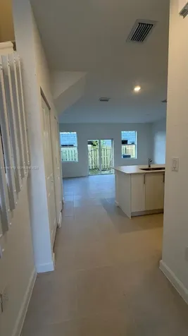 1077 SE 2nd Terrace Florida City FL 33034