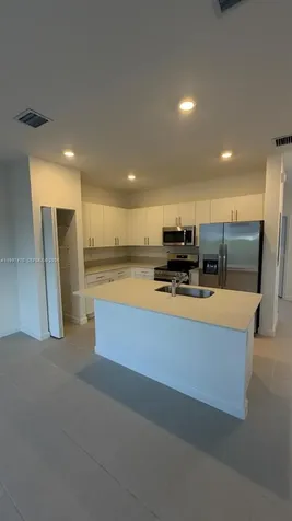 1077 SE 2nd Terrace Florida City FL 33034