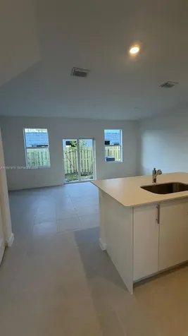 1077 SE 2nd Terrace Florida City FL 33034