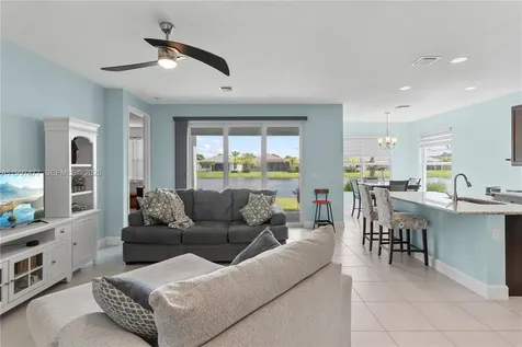 11917 SW Jasper Lake Way Port St. Lucie FL 34987